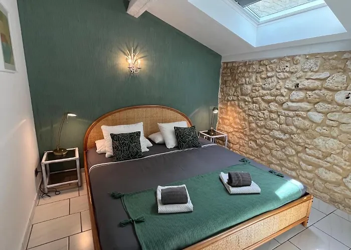 La Closerie De Holiday home Baneuil