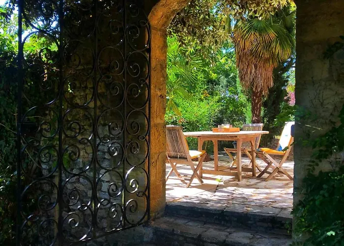 Holiday home La Closerie De Baneuil